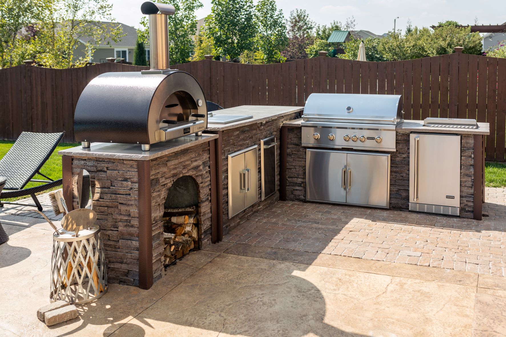 Custom Outdoor Kitchens